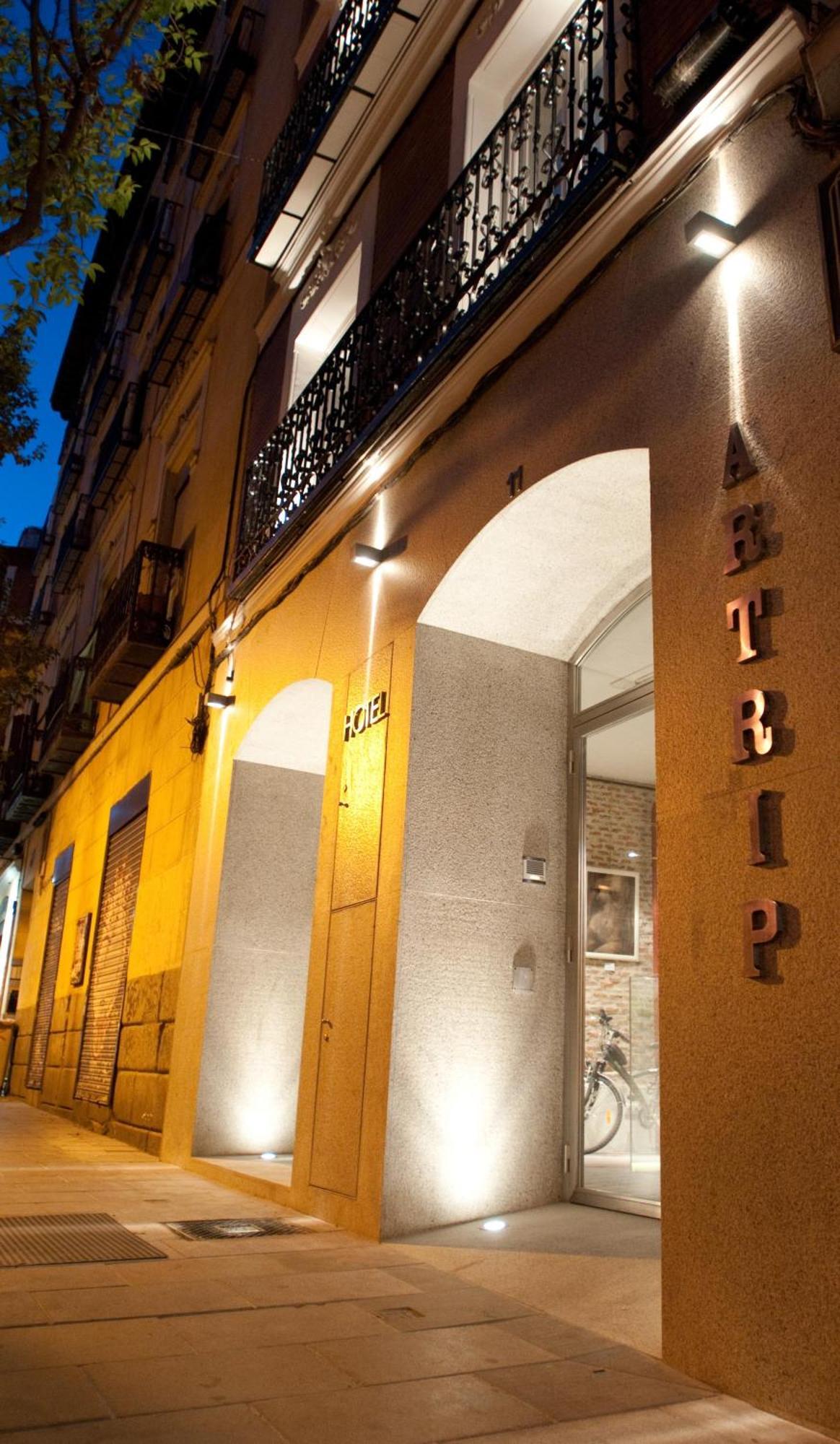 Artrip Hotel Madrid Bagian luar foto